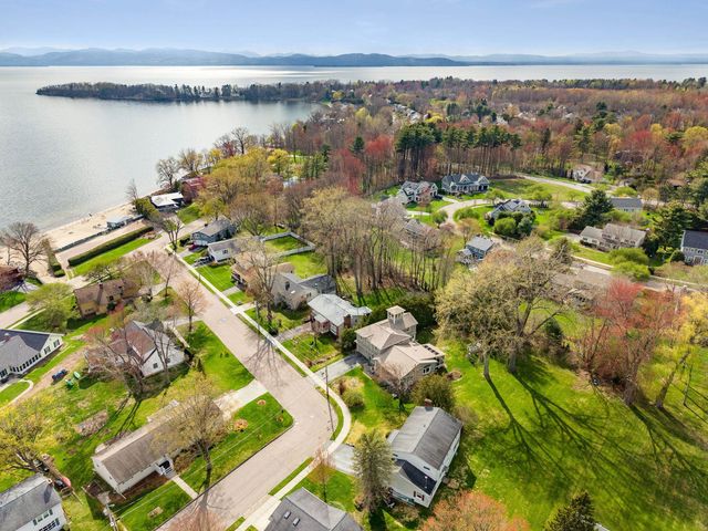 185 Crescent Beach Drive, Burlington, VT 05408