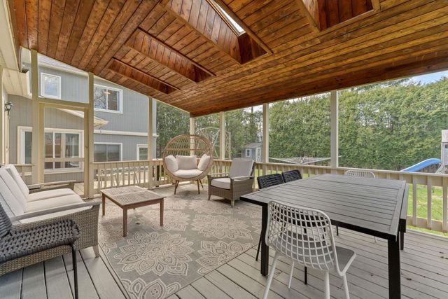 185 Crescent Beach Drive, Burlington, VT 05408
