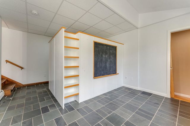 185 Crescent Beach Drive, Burlington, VT 05408