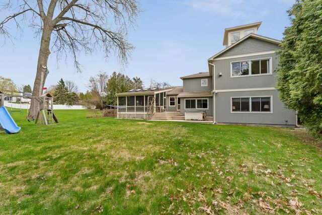 185 Crescent Beach Drive, Burlington, VT 05408