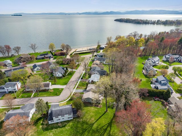 185 Crescent Beach Drive, Burlington, VT 05408