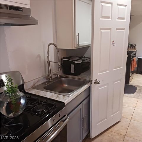 6701 Megan Avenue, Las Vegas, NV 89108