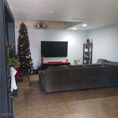 6701 Megan Avenue, Las Vegas, NV 89108
