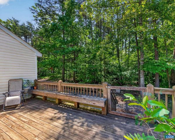 47 S FORK DR, Louisa, VA 23093