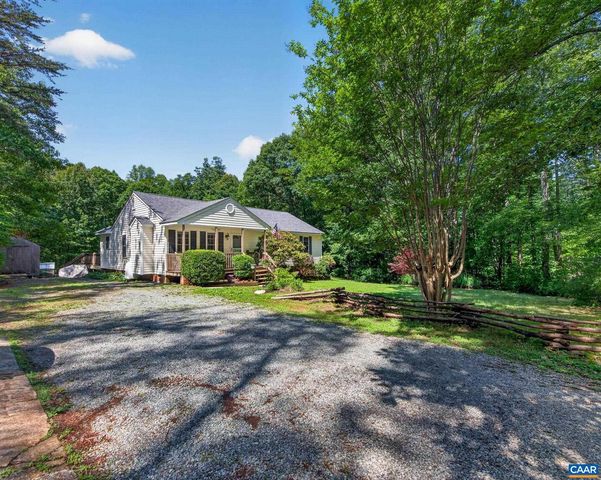 47 S FORK DR, Louisa, VA 23093