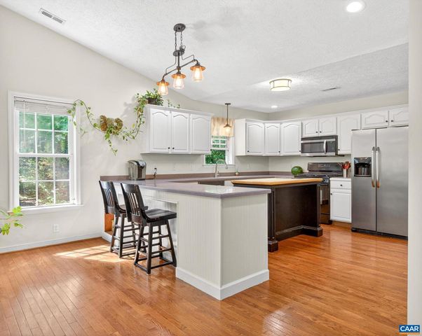 47 S FORK DR, Louisa, VA 23093