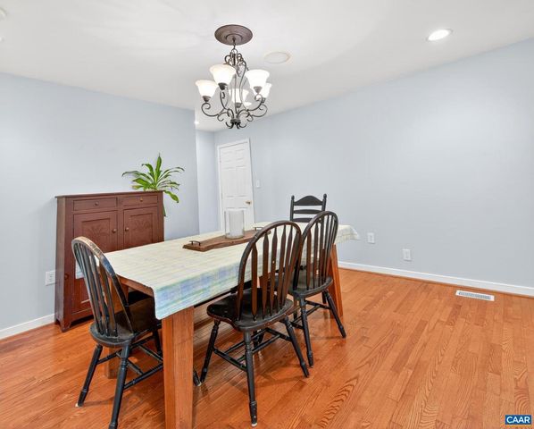 47 S FORK DR, Louisa, VA 23093