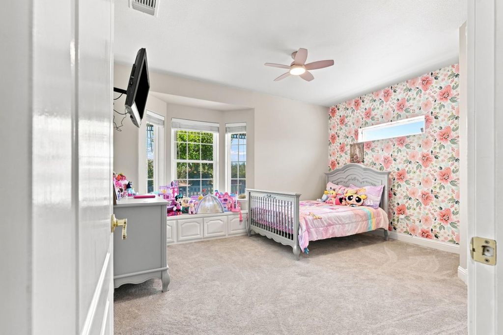Image 29 of property listing at 11635 S Amber Avenue, Selma, CA 93662