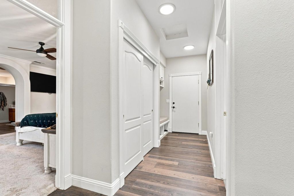 Image 41 of property listing at 11635 S Amber Avenue, Selma, CA 93662