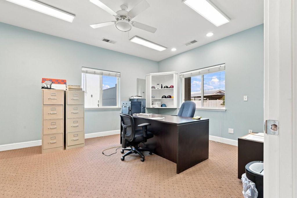 Image 51 of property listing at 11635 S Amber Avenue, Selma, CA 93662