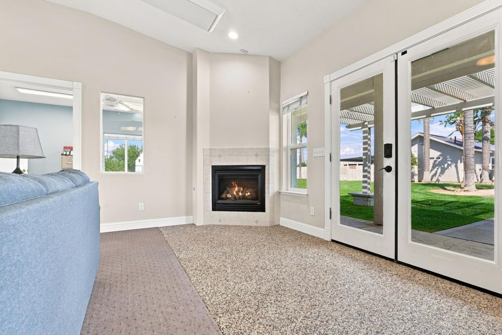 Image 53 of property listing at 11635 S Amber Avenue, Selma, CA 93662