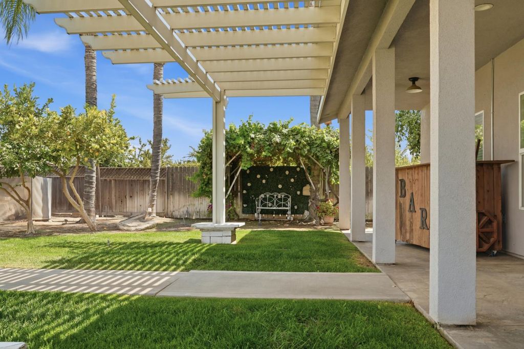Image 57 of property listing at 11635 S Amber Avenue, Selma, CA 93662