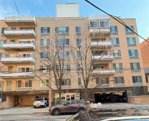 4317 Union Street 6E, Flushing, NY 11355