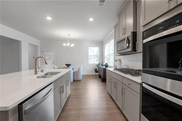 9913 Stretford Road, Douglasville, GA 30135