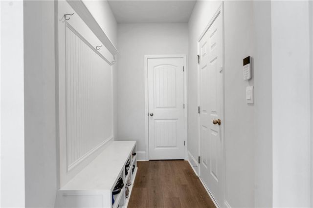 9913 Stretford Road, Douglasville, GA 30135