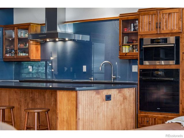 12592 Rist Canyon Road, Bellvue, CO 80512