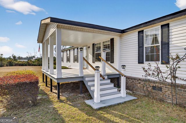 1323 Starling Road, Pembroke, GA 31321