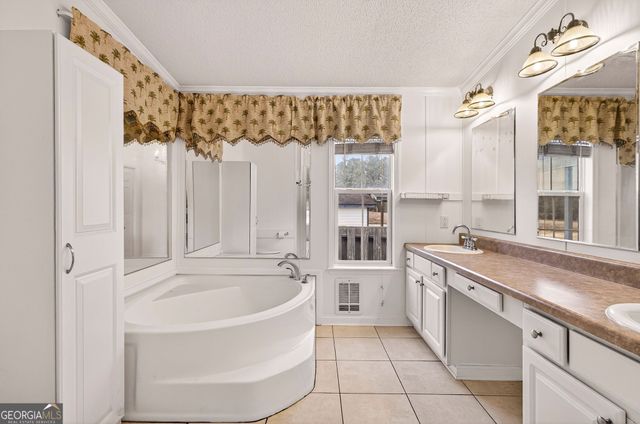 1323 Starling Road, Pembroke, GA 31321