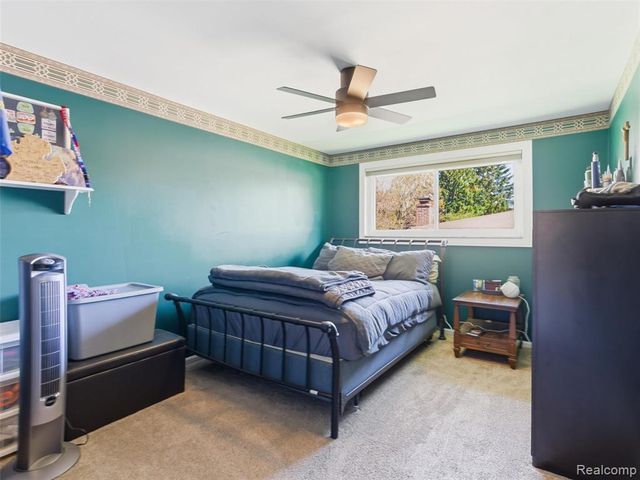 1373 Glenwood Drive, Troy, MI 48083