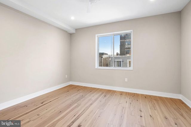 1318 S DORRANCE ST, Philadelphia, PA 19146