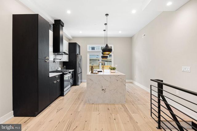 1318 S DORRANCE ST, Philadelphia, PA 19146