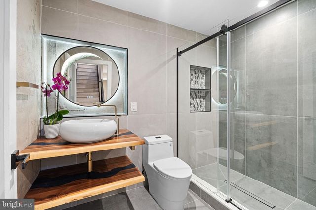 1318 S DORRANCE ST, Philadelphia, PA 19146