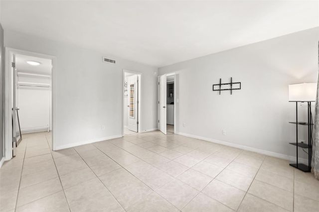 441 S NETHERWOOD CRESCENT 206, Altamonte Springs, FL 32714