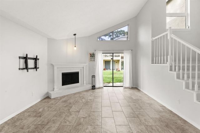 441 S NETHERWOOD CRESCENT 206, Altamonte Springs, FL 32714