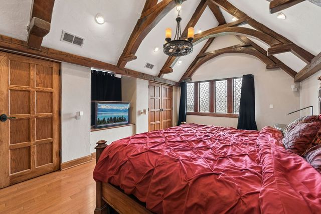 1247 Washington ROAD, Mt Lebanon, PA 15228