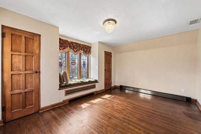 1247 Washington ROAD, Mt Lebanon, PA 15228