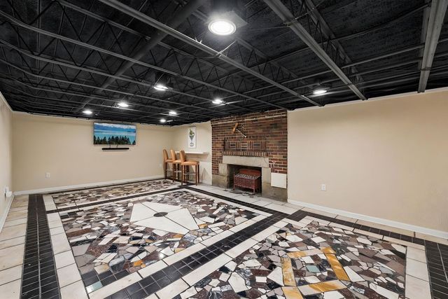 1247 Washington ROAD, Mt Lebanon, PA 15228
