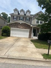 152 Parkmont Lane, Dallas, GA 30132