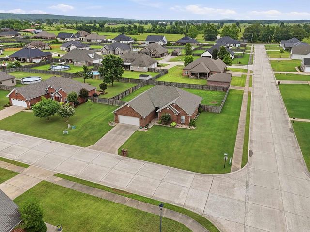 2 ABBIE Drive, Vilonia, AR 72173