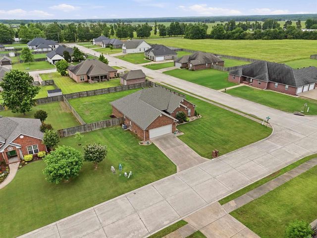 2 ABBIE Drive, Vilonia, AR 72173