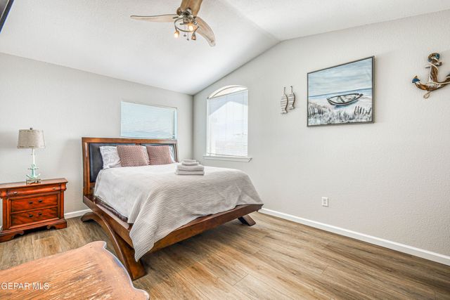 1627 Brillo Del Sol Court, El Paso, TX 79911