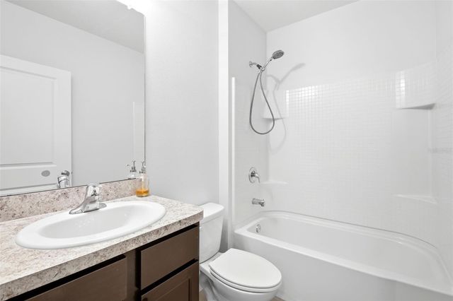 5924 BRIAR ROSE WAY, Sarasota, FL 34232