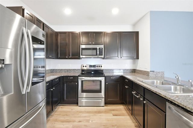 5924 BRIAR ROSE WAY, Sarasota, FL 34232