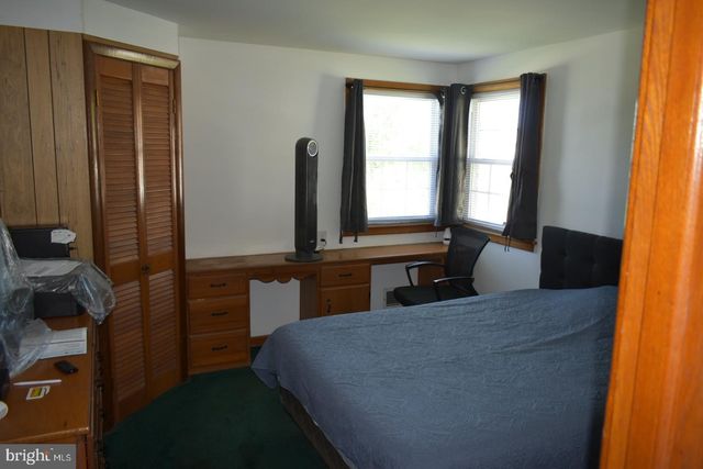 236 W ORE ST, Seven Valleys, PA 17360