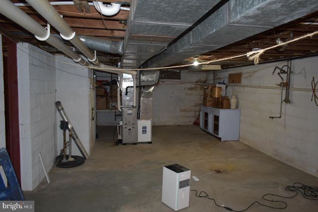 236 W ORE ST, Seven Valleys, PA 17360
