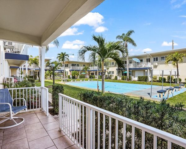 223 S Federal Highway 6, Dania Beach, FL 33004