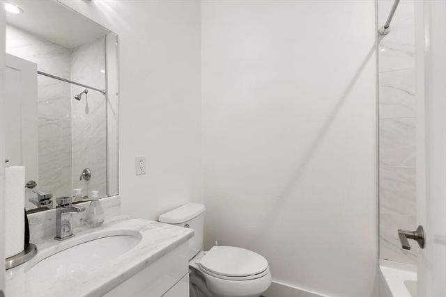 714 E 5th St 1, Boston, MA 02127