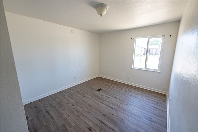 2605 E Carver Avenue, Kingman, AZ 86409