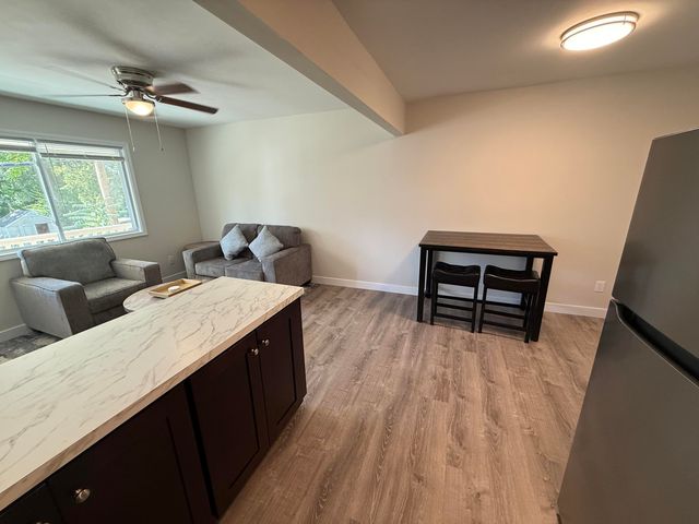 801 N ANN ST 8, Columbia, MO 65201