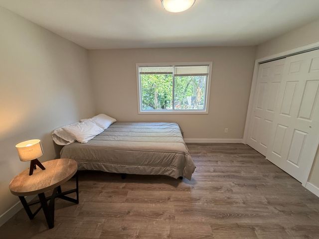 801 N ANN ST 8, Columbia, MO 65201