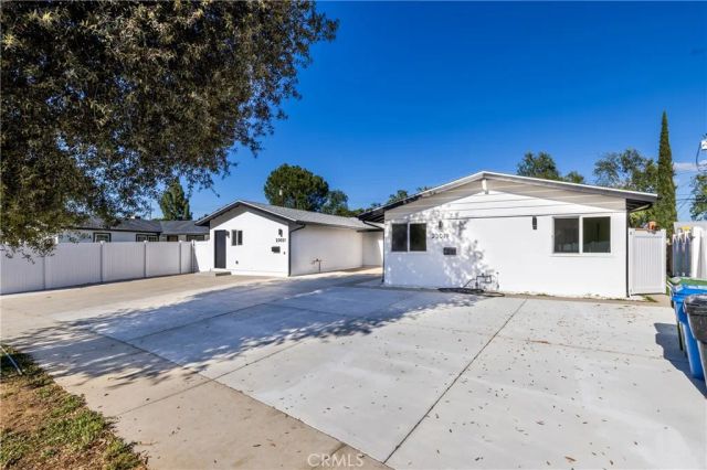 23019 Covello, West Hills, CA 91307