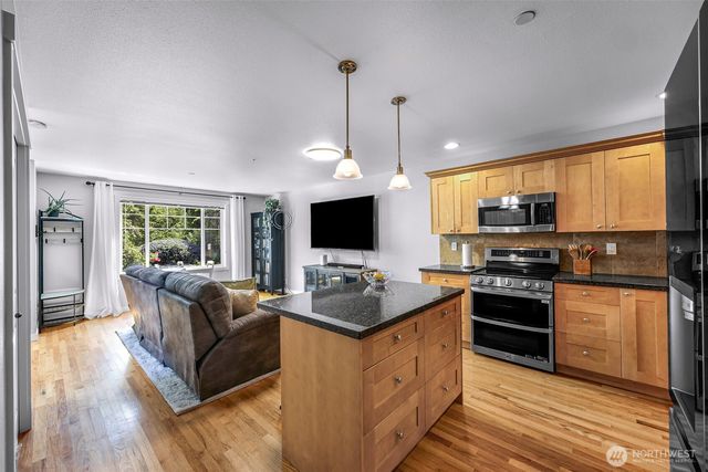 200 NW 1st Street, Coupeville, WA 98239