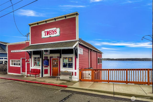 200 NW 1st Street, Coupeville, WA 98239