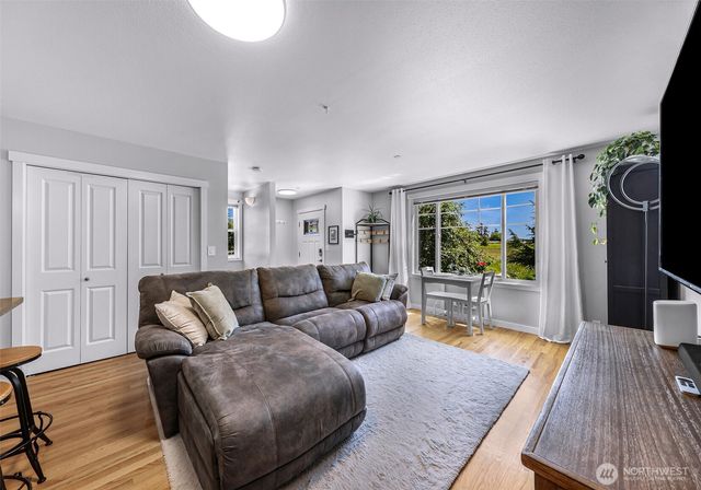 200 NW 1st Street, Coupeville, WA 98239