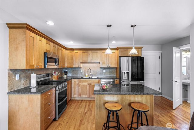 200 NW 1st Street, Coupeville, WA 98239
