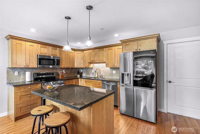 200 NW 1st Street, Coupeville, WA 98239